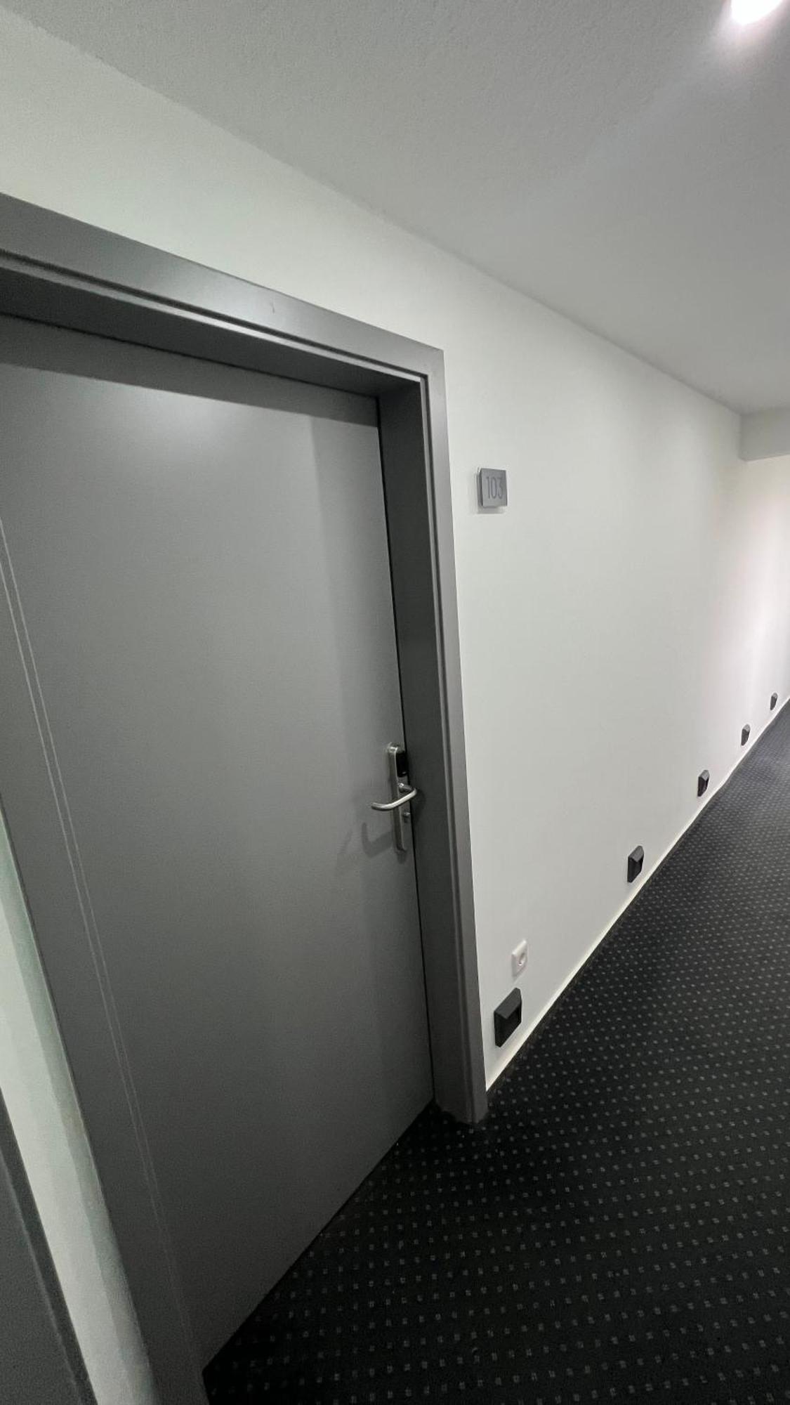 Hotel & Restaurant Am Kirschberg Alten Buseck Room photo